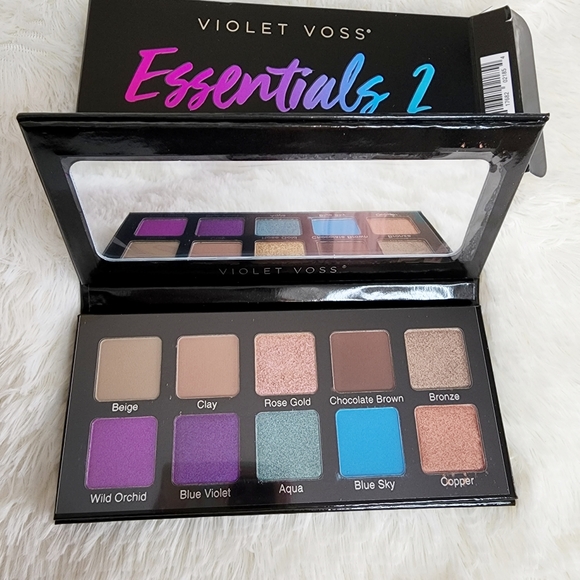 Violet Voss * Essentials 2 Palette * NEW * - Picture 7 of 7